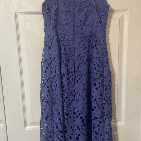 ASTR the Label Lavender Lace Midi Dress MEDIUM - Picture 9 of 14